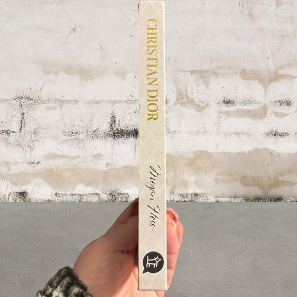 Coffee Table Small Fashion Book - Christian Dior NEW - Picture 3 of 4